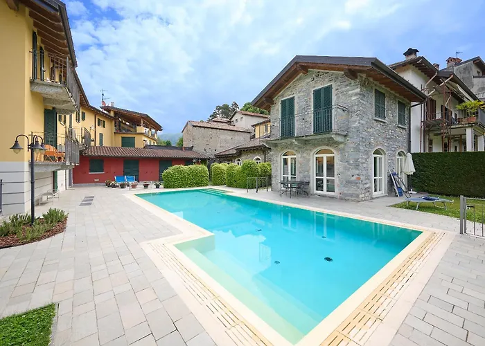 Tatil Evi Uno Pool Side *