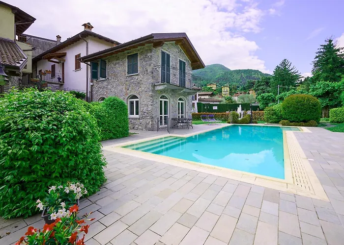 Tatil Evi Uno Pool Side Bellagio