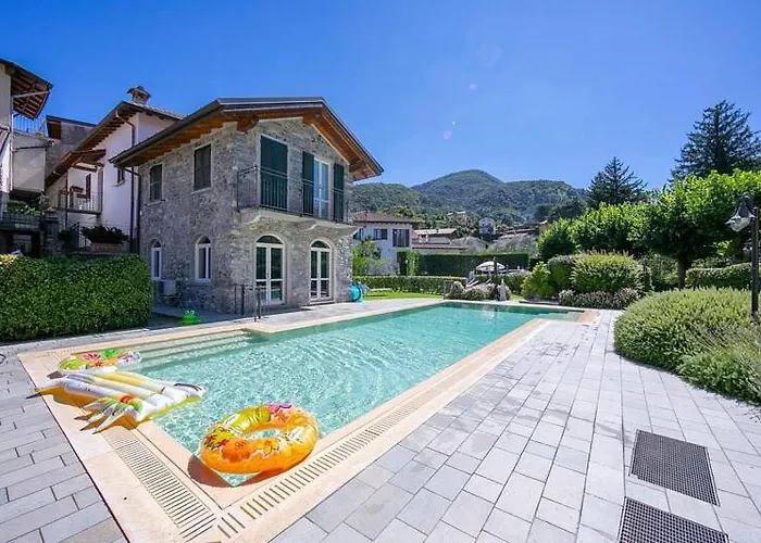 Uno Pool Side Dom wakacyjny *